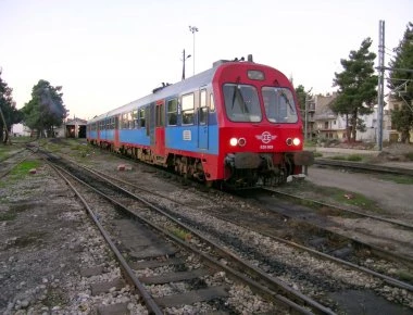 Ακινητοποιημένο τρένο της ΤΡΑΙΝΟΣΕ στη γραμμή Φλώρινα - Θεσσαλονίκη